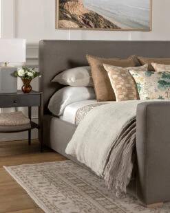 Lowan Floral Vase -Bloomingville Shop 20230412 SS Bedding 001 T c3e12482 28b5 4be1 ae78 1c1e6d552a9c