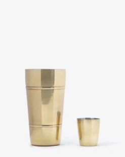 Bloomingville Brass Cocktail Shaker -Bloomingville Shop BrassCocktailShaker MKTN0959 BRS OS D1 93ff314c cb26 4175 866c 98e408bebee8