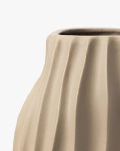 Bloomingville Ione Fluted Vase -Bloomingville Shop IoneFlutedVase MDCR2753 TAN OS D1 T