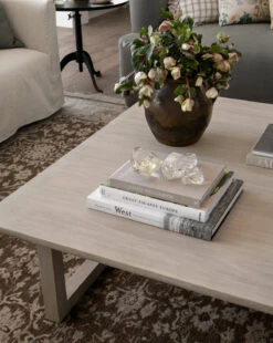 Glass Crystal Object (Set Of 3) -Bloomingville Shop Summer Templated 58 b32efbb0 14c7 4e64 8e52 5b726dd4f71c