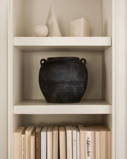 Large Black Handled Jar -Bloomingville Shop winter templated 102